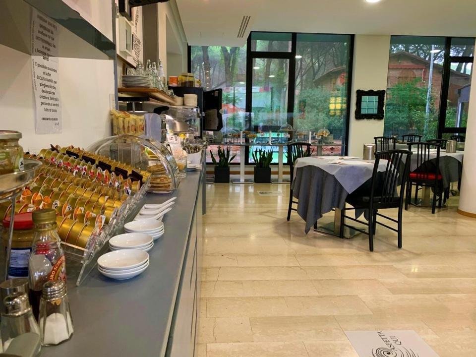 Hotel Logonovo ليدو ديلي ايستينسي المظهر الخارجي الصورة