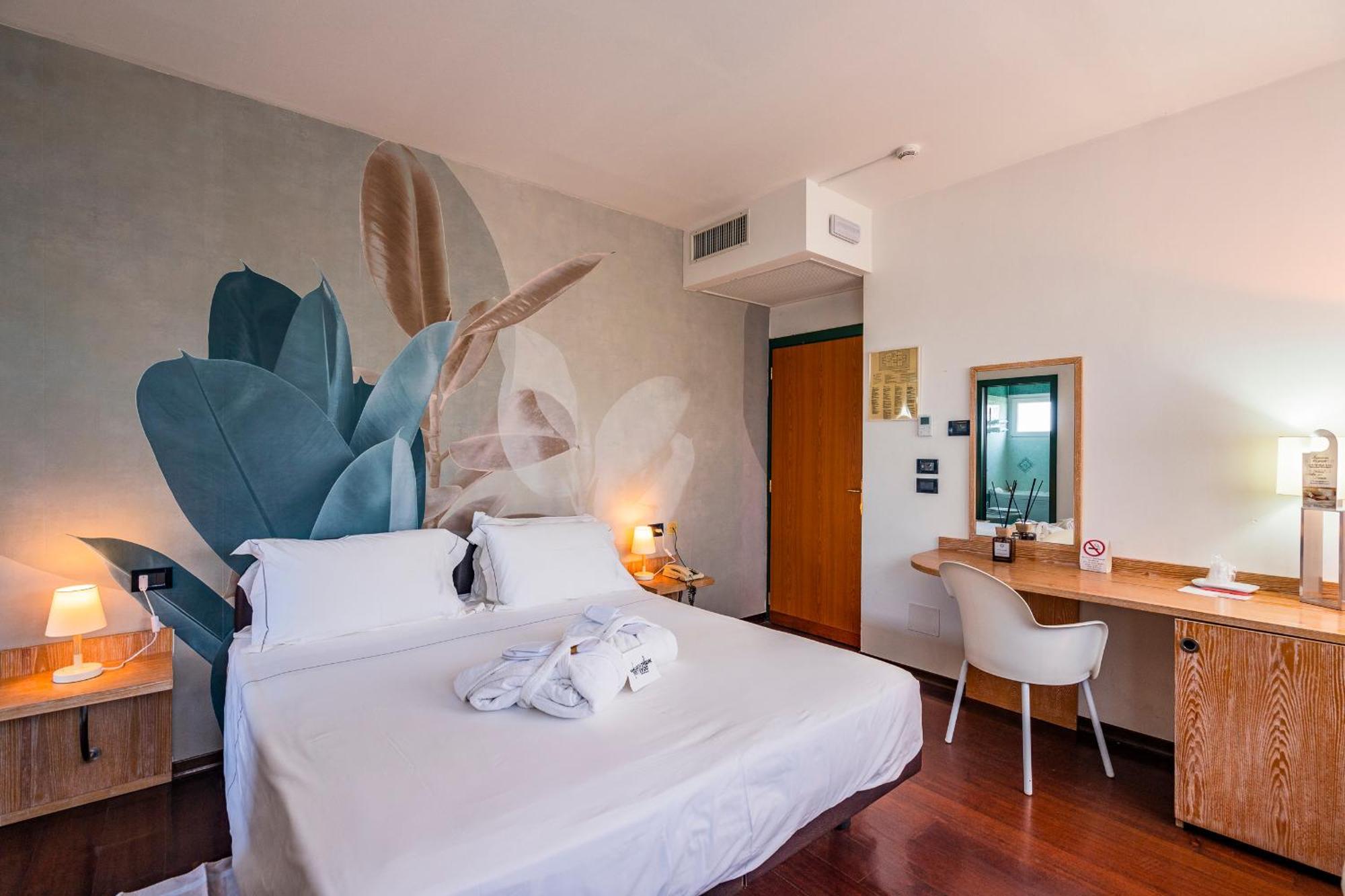 Hotel Logonovo ليدو ديلي ايستينسي المظهر الخارجي الصورة