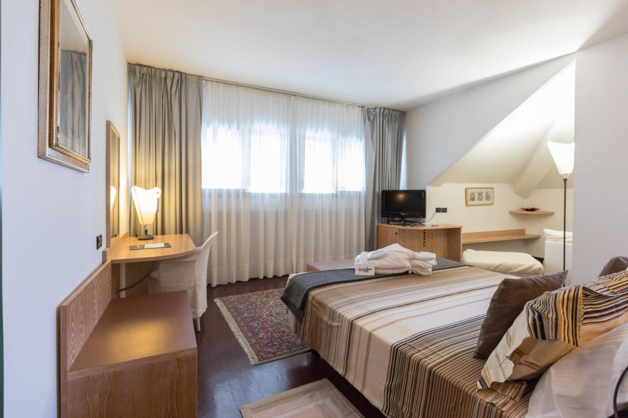 Hotel Logonovo ليدو ديلي ايستينسي المظهر الخارجي الصورة